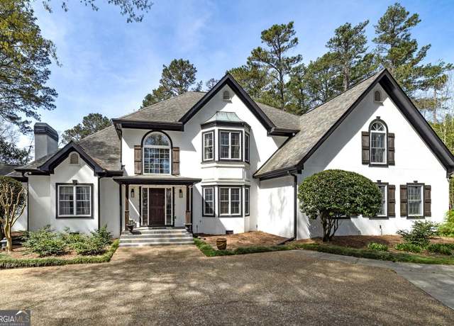 Property at 3320 Lost Valley Dr, Jonesboro, GA 30236, 5 beds, 4 baths