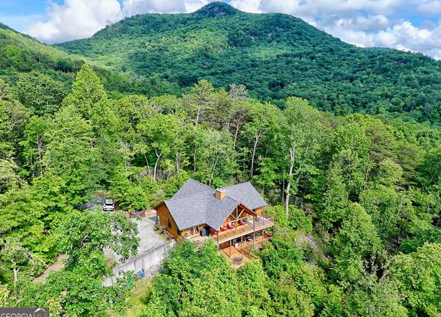 Property at 331 Black Bear Den Rd, Clayton, GA 30525, 3 beds, 3.5 baths