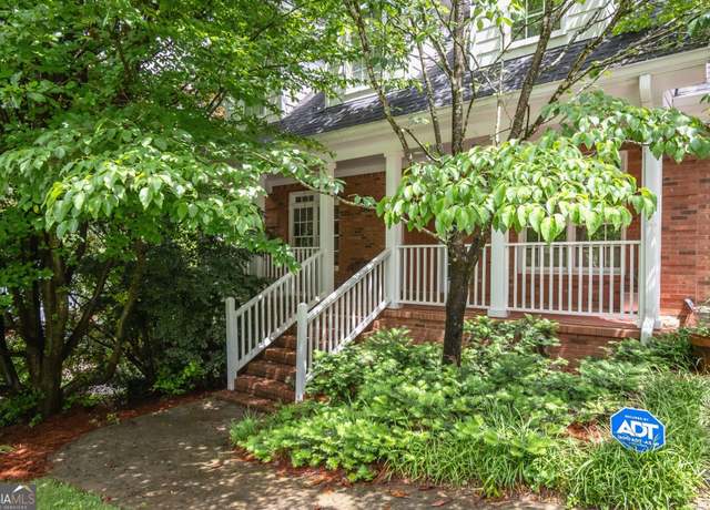 Property at 127 Chestnut Ln, Athens, GA 30606, 4 beds, 4.5 baths