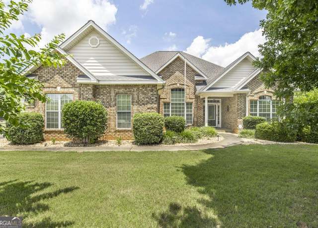 Property at 104 Rose Petal Dr, Warner Robins, GA 31088, 4 beds, 2.5 baths