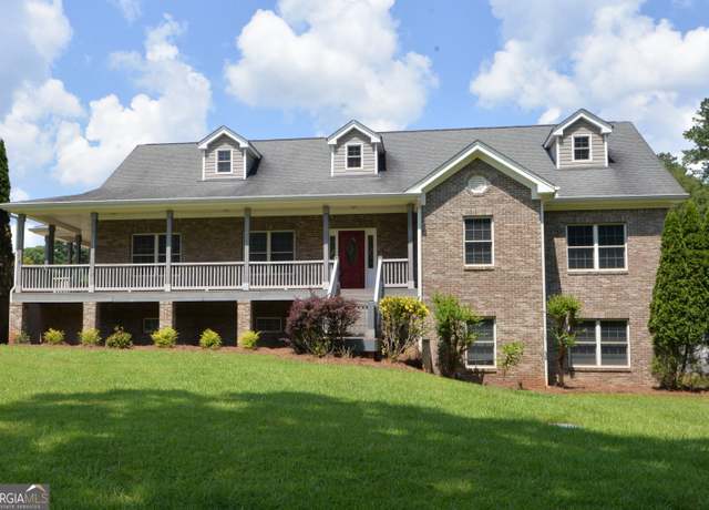 Property at 195 Twin Oaks Dr, Hampton, GA 30228, 4 beds, 3.5 baths