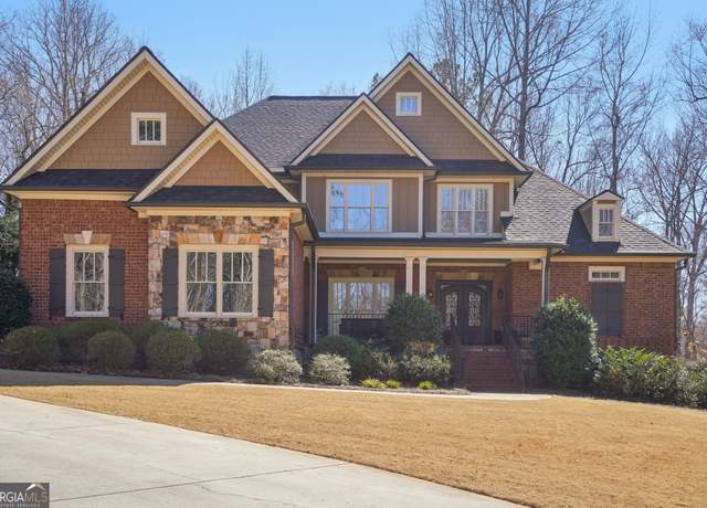 Property at 42 Clover Leaf Ct, Newnan, GA 30265, 5 beds, 3.5 baths