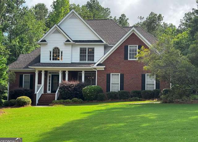 Property at 1031 Spring Lake Dr, Bishop, GA 30621, 4 beds, 4 baths