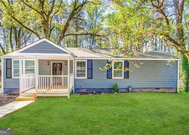 Property at 2556 Godfrey Dr NW, Atlanta, GA 30318, 3 beds, 2 baths