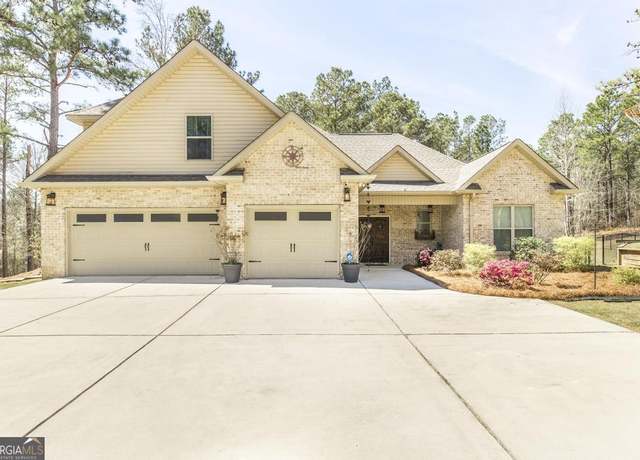 Property at 246 Wilville Rd, Fort Valley, GA 31030, 4 beds, 3.5 baths