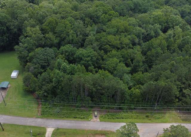 Property at 190 Hill Rd, Lagrange, GA 30240
