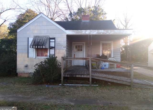 Property at 524 Ormond Ter, Macon, GA 31206, 2 beds, 1 bath