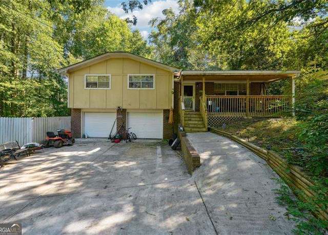 Property at 6226 Lullwater Dr, Douglasville, GA 30135, 3 beds, 2 baths