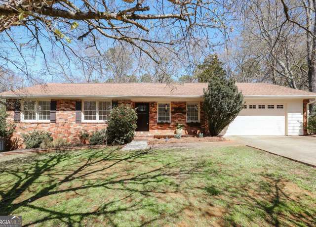 Property at 130 Wolfe Ln, Athens, GA 30605, 3 beds, 2 baths