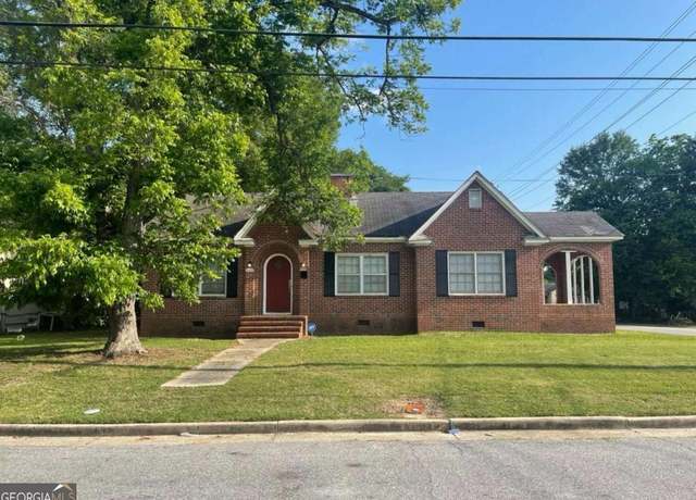 Property at 2400 Bell St, Columbus, GA 31906