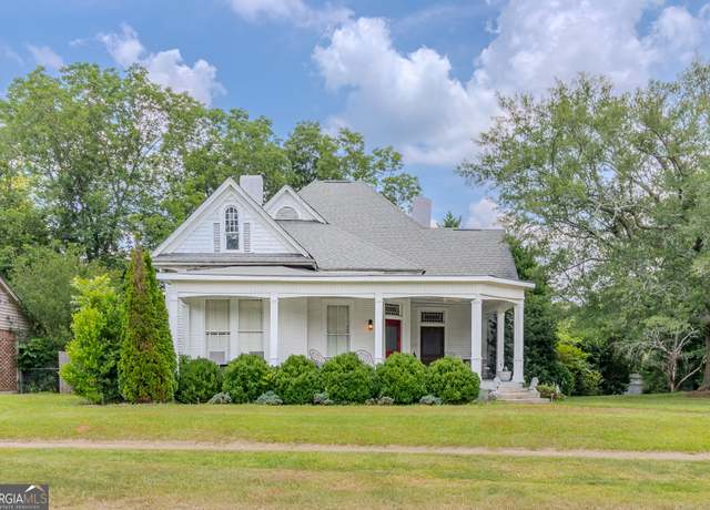 Property at 5 W Oak St, Luthersville, GA 30251, 3 beds, 2 baths