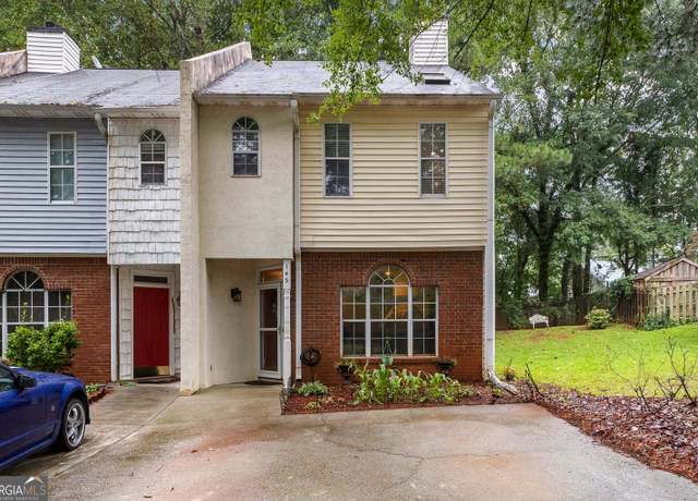 Property at 145 Greison Trl, Newnan, GA 30263, 2 beds, 2.5 baths