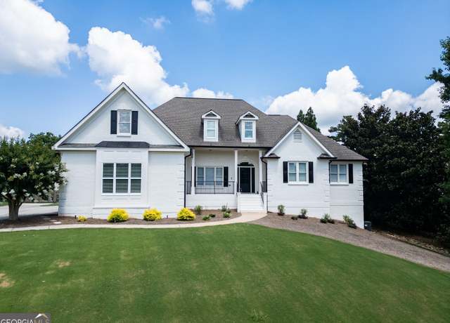 Property at 410 Providence Club Dr, Monroe, GA 30656, 5 beds, 3.5 baths