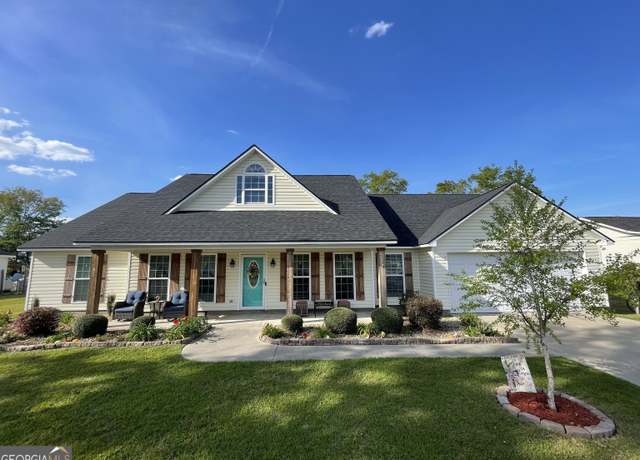 Property at 1304 Carolina Trce, Nashville, GA 31639, 3 beds, 2 baths