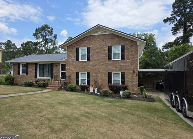 Property at 109 Hillside Ct, Martinez, GA 30907, 4 beds, 2.5 baths