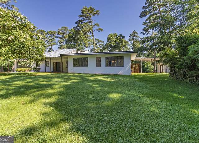Property at 782 Wimbish Rd, Macon, GA 31210, 5 beds, 3.5 baths