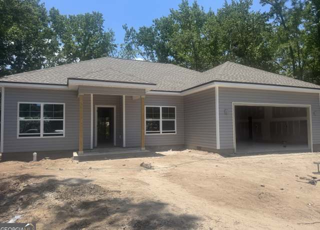 Property at 200 Washington St, St. Marys, GA 31558, 4 beds, 2 baths