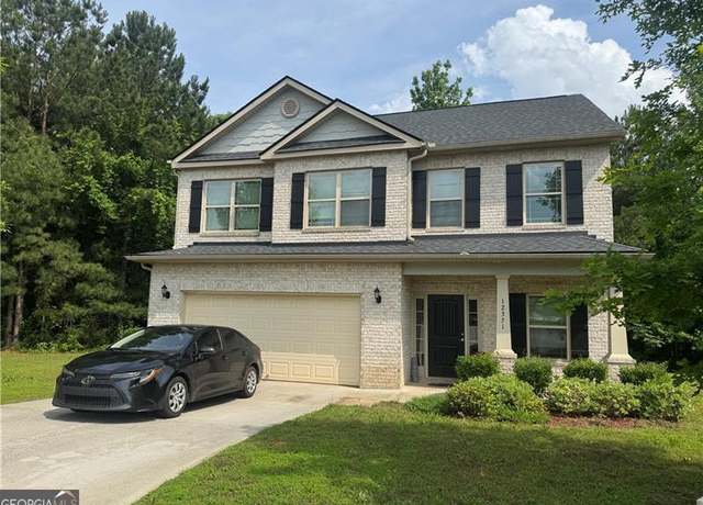 Property at 12351 Styron Dr, Hampton, GA 30228, 4 beds, 3 baths