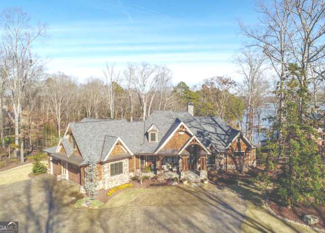 Property at 2536 Club Dr, Gainesville, GA 30506, 3 beds, 3.5 baths