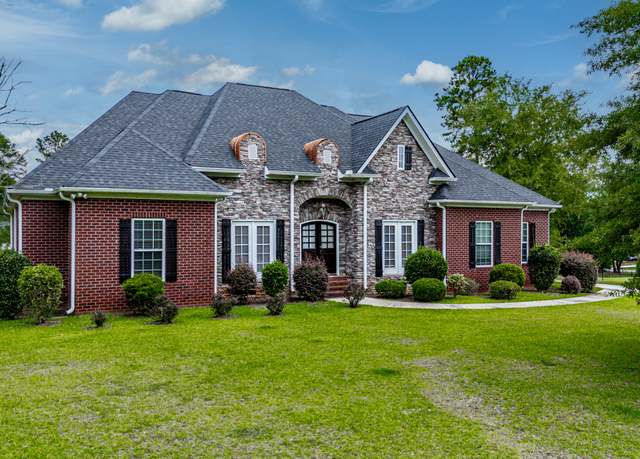 Property at 330 Greystone Dr, Milledgeville, GA 31061, 4 beds, 3.5 baths