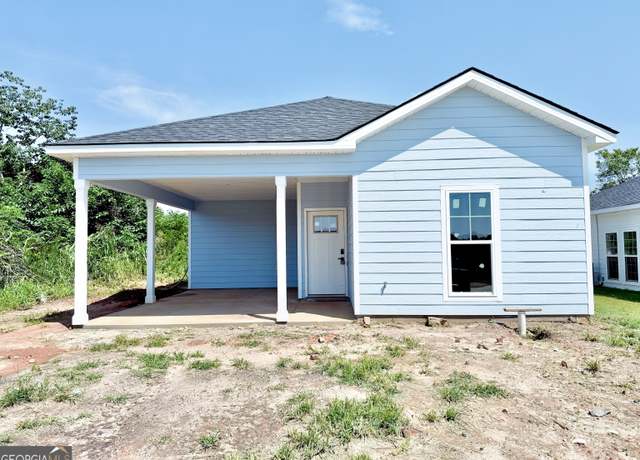 Property at 1761 Old Savannah Rd, Augusta, GA 30901, 3 beds, 2 baths