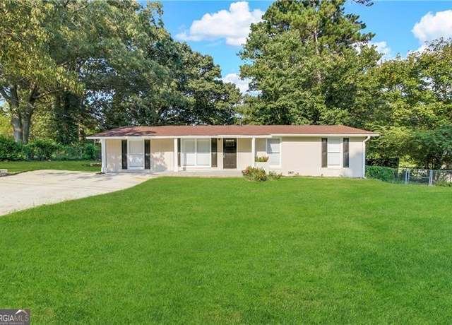 Property at 6069 Wisteria Ln, Lithia Springs, GA 30122, 4 beds, 2 baths