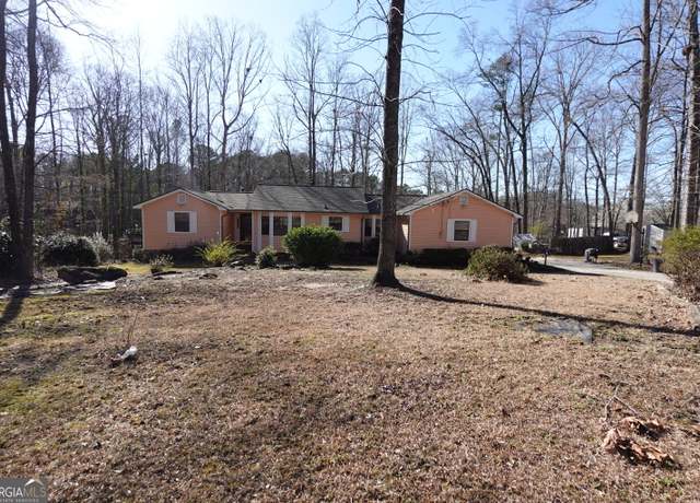 Property at 125 Oak Leaf Dr, Stockbridge, GA 30281, 3 beds, 2 baths