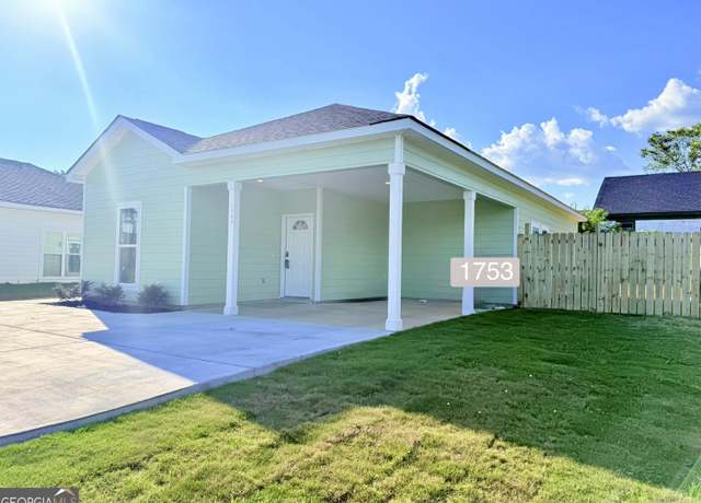 Property at 1753 Old Savannah Rd, Augusta, GA 30901, 3 beds, 2 baths