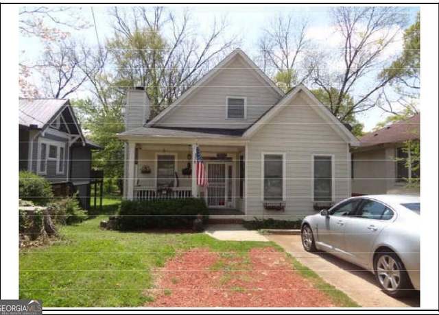 Property at 1378 Lucile Ave SW, Atlanta, GA 30310, 3 beds, 3 baths