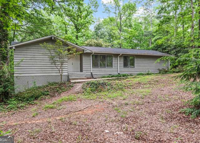 Property at 310 Weatherly Woods Dr, Winterville, GA 30683, 5 beds, 3 baths