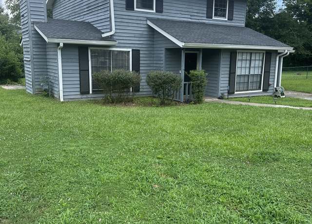 Property at 7 Paw Paw Ln, Newnan, GA 30265, 3 beds, 2.5 baths
