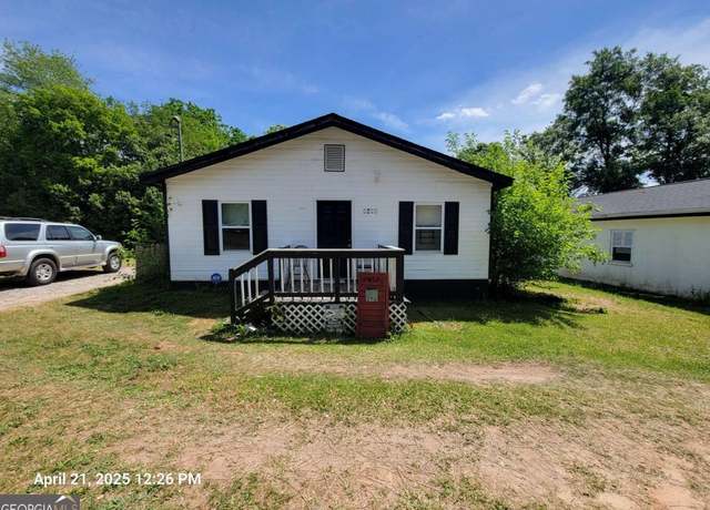 Property at 2872 Antioch Rd, Macon, GA 31206, 3 beds, 2 baths