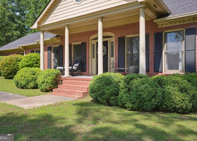 Property at 109 Old Virginia Cir, Jonesboro, GA 30236, 3 beds, 2 baths