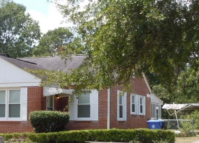Property at 206 Geneva St, Dublin, GA 31021, 3 beds, 2 baths