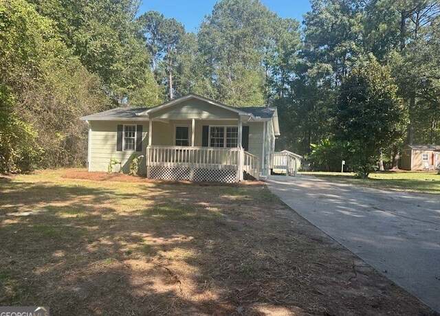 Property at 53 E Mt Zion Rd, Griffin, GA 30223, 2 beds, 1 bath