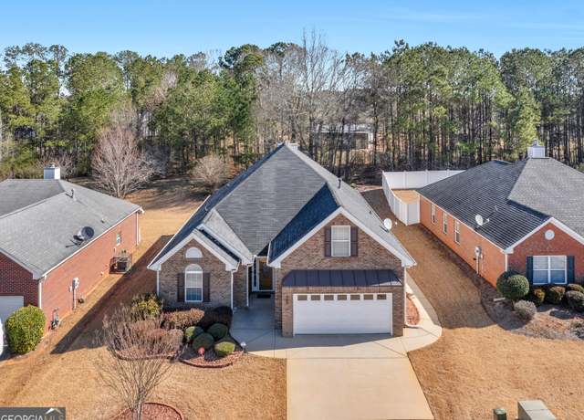 Property at 509 Carleton Pl, Locust Grove, GA 30248, 3 beds, 2 baths