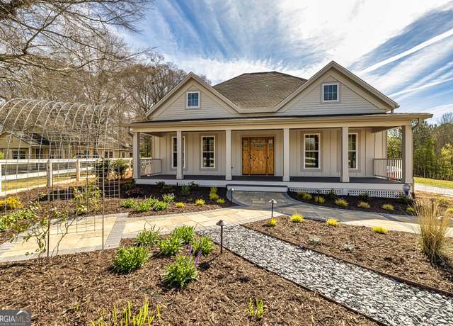 Property at 721 Wedowee St, Bowdon, GA 30108, 4 beds, 3 baths