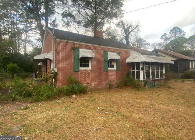 Property at 1197 Macon Ave, Macon, GA 31204, 3 beds, 1 bath