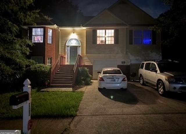 Property at 2367 Garnet Ave, Riverdale, GA 30296, 4 beds, 3 baths