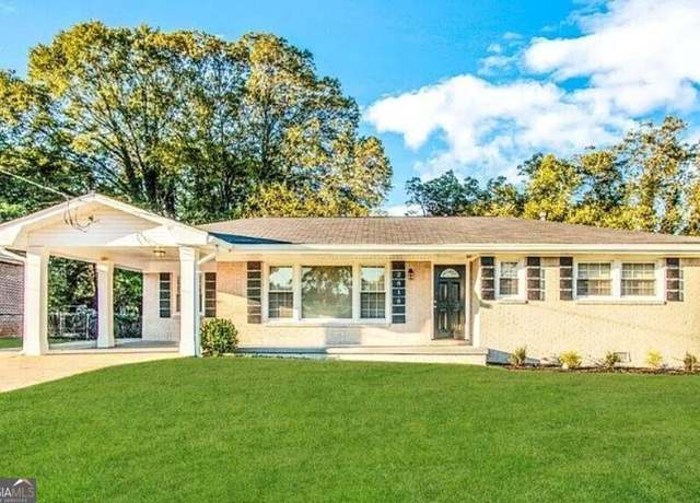 Property at 2818 Lynda Pl, Decatur, GA 30032, 3 beds, 2 baths