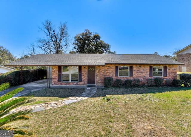 Property at 2075 Hillsinger Rd, Augusta, GA 30906, 3 beds, 2 baths