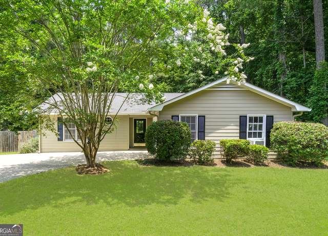 Property at 409 Deergrass Trl, Peachtree City, GA 30269, 3 beds, 2 baths