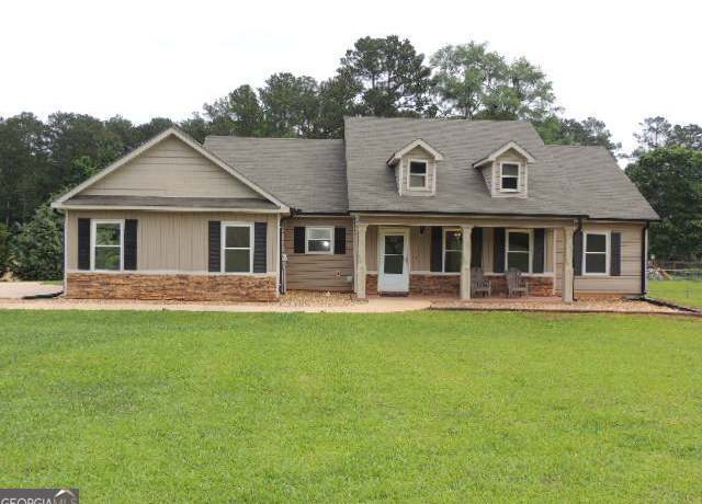 Property at 376 Turner Cir, Mcdonough, GA 30252, 3 beds, 2 baths