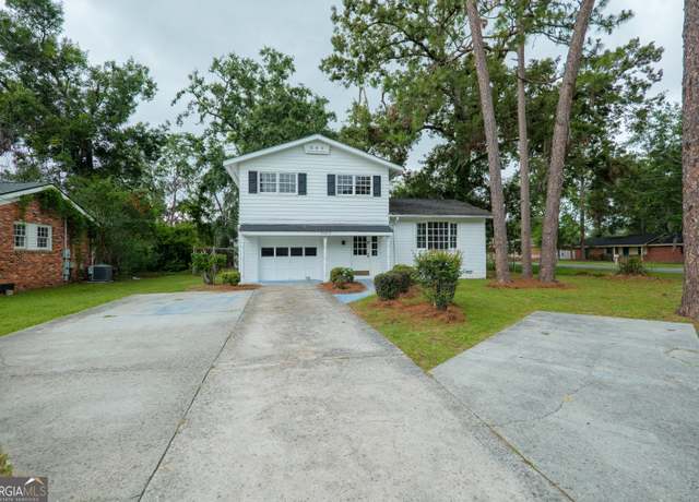 Property at 2602 Deborah Dr, Valdosta, GA 31602, 4 beds, 2.5 baths