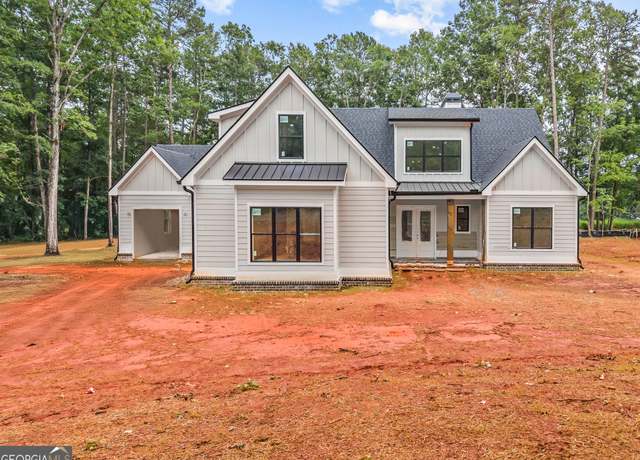 Property at 1310 Lake Dr, Greensboro, GA 30642, 4 beds, 3.5 baths