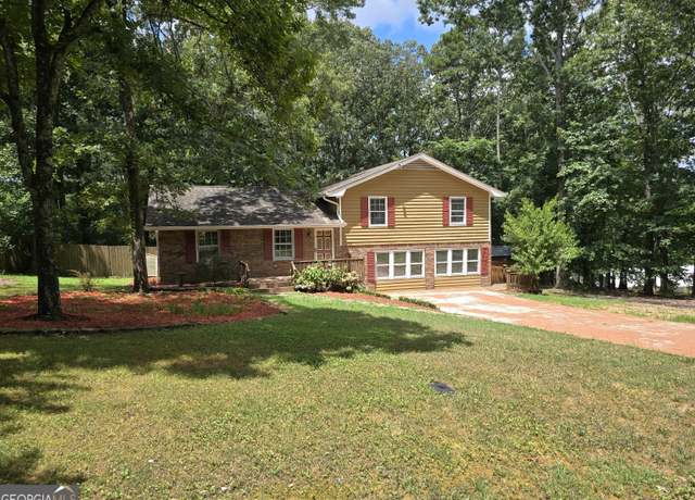 Property at 32 Timber Trl SW, Cartersville, GA 30120, 3 beds, 2.5 baths