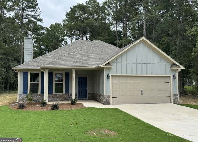 Property at 134 Country World Dr, Macon, GA 31211, 3 beds, 2 baths