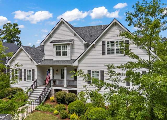 Property at 555 Red Bluff Dr, Athens, GA 30607, 5 beds, 3.5 baths