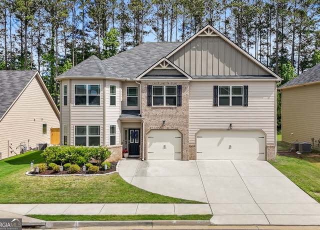 Property at 150 Brookview Dr, Newnan, GA 30265, 6 beds, 3.5 baths