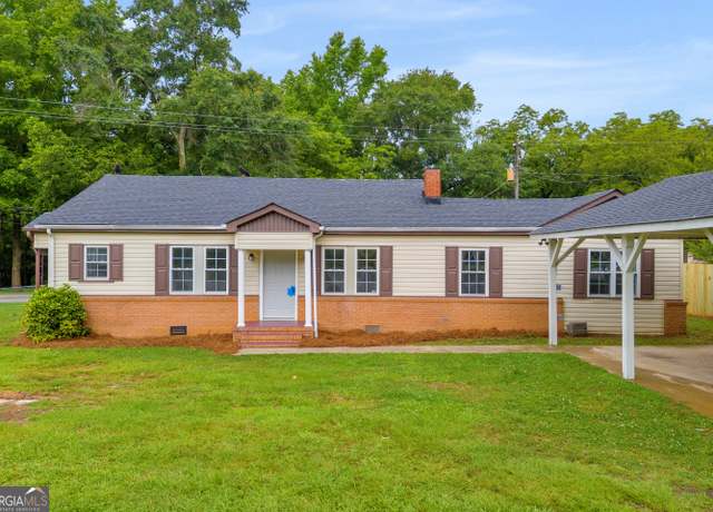 Property at 1575 Bowersville Rd, Royston, GA 30662, 3 beds, 2 baths